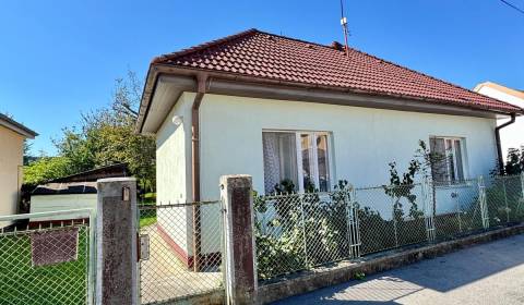 Rodinný dom Topoľčany s krásnym pozemkom