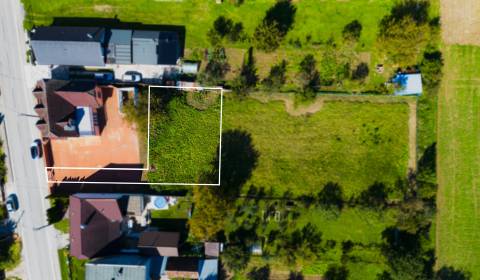 Pozemkom na výstavbu rodinného domu 636m2  | Horňany