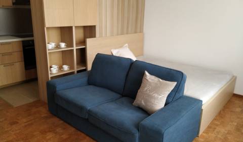 Novostavba 1 izbový byt, balkón, parking, Pekná cesta, BA III. Rača