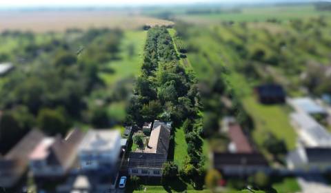 Investičný pozemok na výstavbu rodinných domov, 7.284 m2