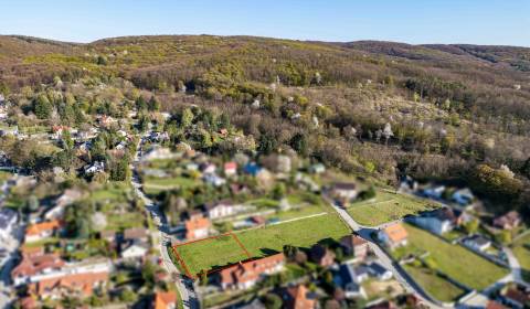  Stavebný pozemok so všetkými IS v Marianke