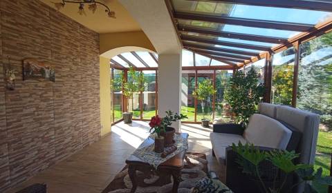 Novinka! Rodinný dom s bazénom v lukratívnej lokalite - Nitra - Prameň