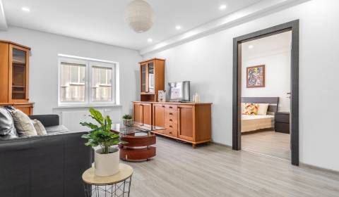 Na predaj 3 izbový byt Staré Mesto, Heydukova, Bratislava