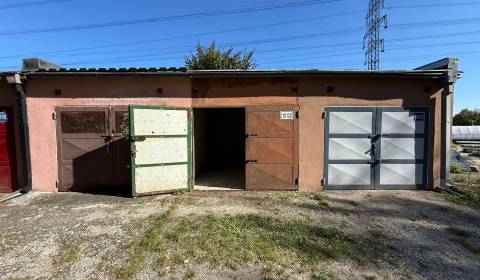 PREDANÉ! GARÁŽ S POZEMKOM V MESTSKEJ ČASTI RUŽINOV – BA