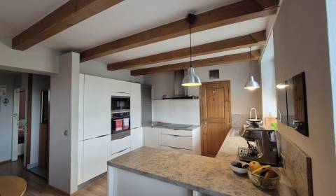 4 IZBOVÝ BYT, TEKEĽOVA, ĽUBOTICE, OKRES PREŠOV