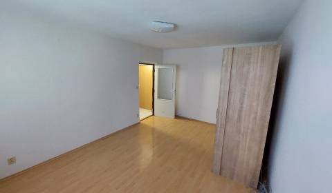 PREDAJ: 1i byt; 33,68 m2; Pribinova ul.; Zvolen; 98.500 €