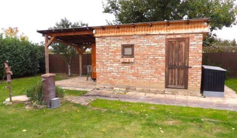 Čarovná chatka so záhradou v Šali na PREDAJ