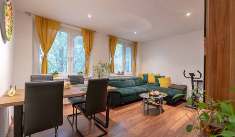 REZERVOVANÉ - 3i po kompletnej reko. 64 m² - Trenčín