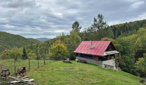 Drevenička na polosamote Klenovec