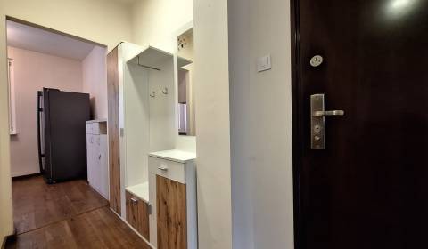 Na prenájom 3 izbový byt, ul. Antona Prídavka, Prešov 