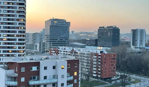 Na prenajom 2.izbový .byt NOVOSTAVBA, Bratislava, Peržalka, Bosáková 