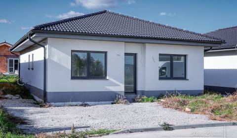 Novostavba 4-izbového rodinného domu v obci Slov.Nová Ves