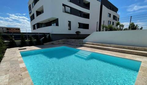 Prenájom 2 izb.byt s bazénom,loggiou a garážou,60m2,Novostavba-Rovinka