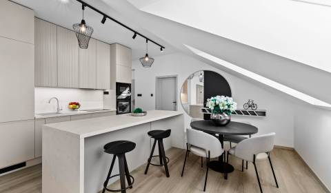 PRENÁJOM nadštandardného, elegantného 4i bytu, Trnavská cesta, BA III