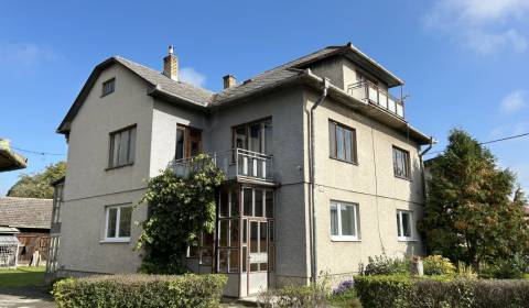 RODINNÝ DOM S VEĽKÝM POZEMKOM 3858m2, TULČÍK, OKR.PREŠOV