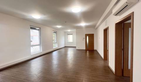 Prenájom kancelárií v novšom dome pri Poluse, 150m2 