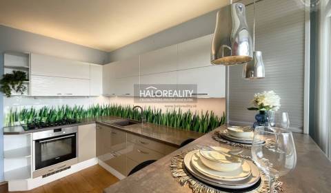 REZERVOVANÉ - Predaj, trojizbový byt Banská Bystrica...