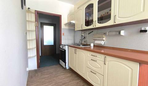 ‼️ BYT NA PREDAJ, BÁNOVCE NAD BEBRAVOU - SÍDLISKO SEVER ( 3 IZBOVÝ) ‼️