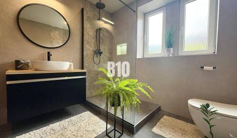 Rezervované - Bernolákova - kompletne prerobený 2i byt - tehlová bytov