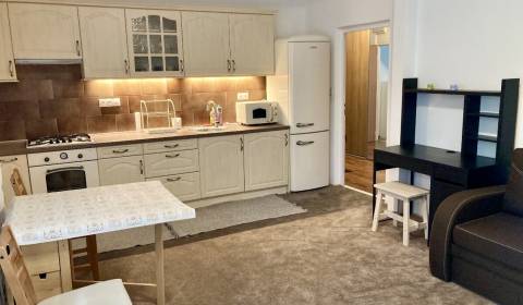 Prenájom 2-izbový byt po rekonštrukcii v Ružinove, Haburská ul.