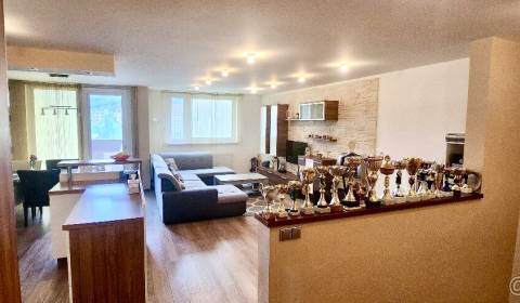 Predaj 4,5-izbový mezonet v zelenej časti Dúbravky