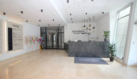 Kancelárie Pressburg Tower, budova Orange, širšie centrum s parkovaním