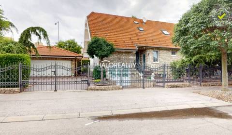 Predaj, rodinný dom Dunajská Streda, centrum - EXKLU...