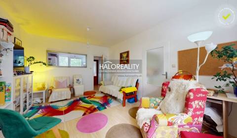 Predaj, štvorizbový byt Komárno, Hradná - ZNÍŽENÁ CENA