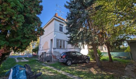 3-izbový rodinný dom na predaj vo Vrábľoch, pozemok 1094 m2