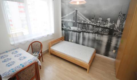 Slnečný 1-izb. byt, LODŽIA, BA IV Karlova Ves, Kresánkova