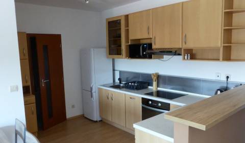 2-izb. byt, Zemplínska ul., Senec, lodžia