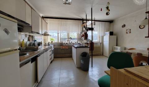 Predaj, rodinný dom Šurany, ideálny pre vlastnú reko...