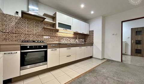 Predaj, rodinný dom Rybník, po čiastočnej rekonštruk...