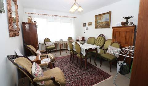 REZERVOVANÉ_Rodinný dom v Tomášove _ znížená cena