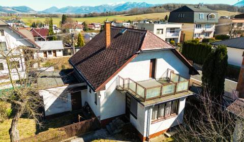 Exkluzívne na predaj rodinný dom s pozemkom 930 m2, Žilina - Trnové