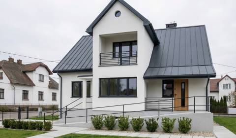  Rodinný dom 979 m2 Turčianske Teplice  na predaj 