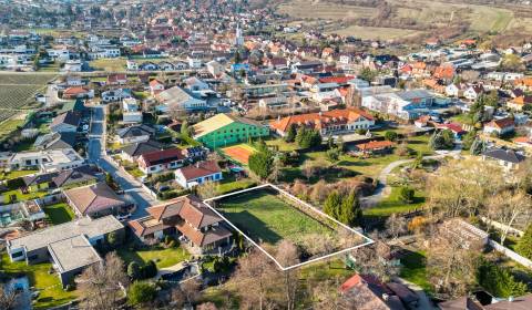 ,,,EXKLUZÍVNE,,, SP V LIMBACHU - 1310 m2