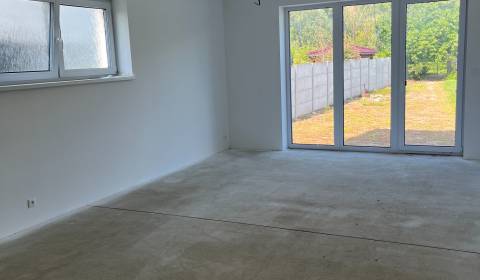 Novostavba- 4-izbový rodinný dom, Super cena