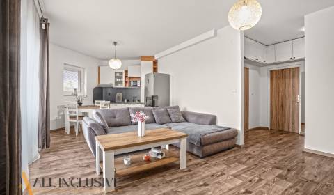 NA PREDAJ 2-IZBOVÝ BYT S 2 BALKÓNMI, DUNAJSKÁ STREDA