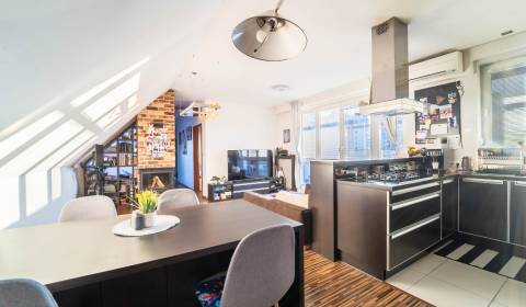 Rezervovaný!!! 2izb + terasa byt Vajanského Modra 93,8m2