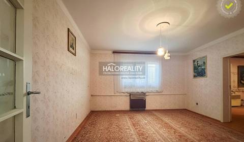 Predaj, rodinný dom Dvory nad Žitavou, dvojizbový, p...