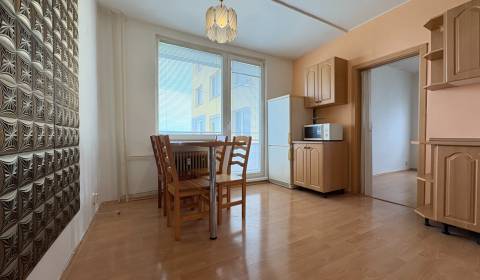 Na predaj: 3 izb.byt + 2x balkon + kumbál