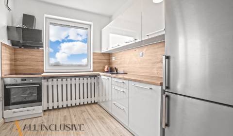 NA PRENÁJOM 2x 2-IZBOVÉ BYTY S TERASOU,DUNAJSKÁ STREDA