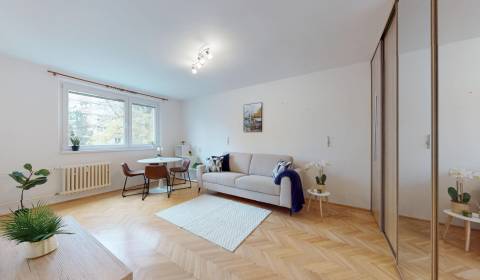 BA/RUŽINOV-Prenájom 1i bytu s balkónom a pivnicou v skvelej lokalite