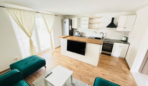 REZERVOVANÉ - Novostavba 3i bytu s parkovaním, Dvorníky