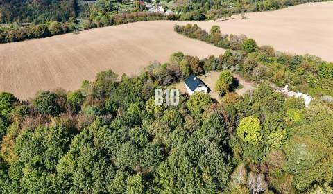 Glamping ? Chov dobytka ? - Usadlosť so 16 hektármi - Lackov