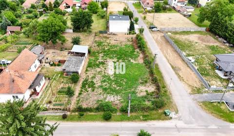 Stavebný pozemok 1365 m2 - Bardoňovo