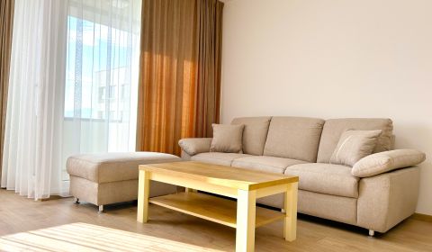 PRENÁJOM nadštandardne zariadený 2 izb byt Poprad Karpatská 