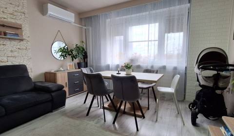 PREDAJ: 3 izbový útulný byt, kompletná rekonštrukcia - KOMÁRNO