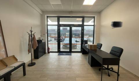 Na prenájom komerčné priestory v priemyselnej zóne v Trenčíne